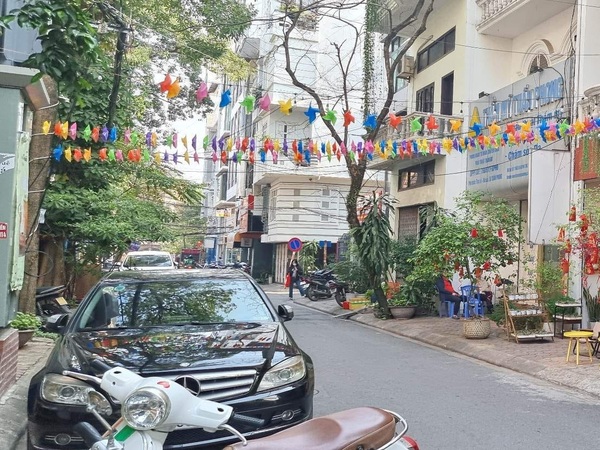 ban-nha-ngo-55-huynh-thuc-khang-dong-da-ha-noi-3.jpg